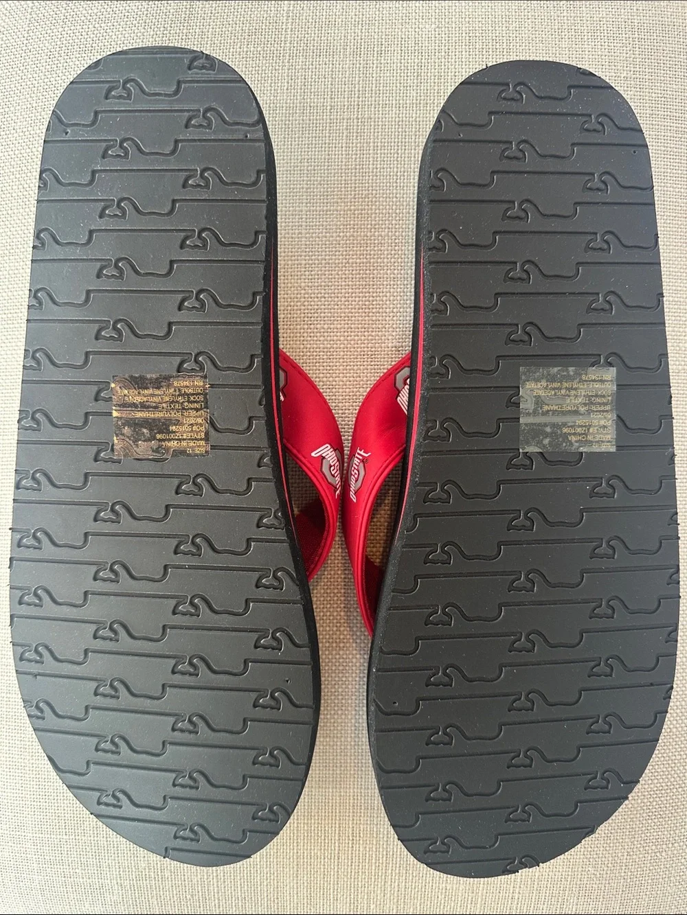 Vineyard Vines Ohio State Red Logo Flip Flops Men’s  Size 12